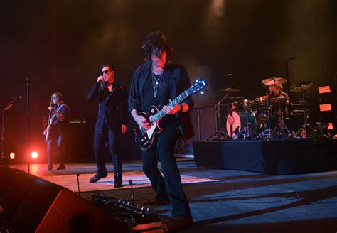 Stone temple pilots tour - Three titans of alternative rock – Bush, Stone Temple Pilots and the Cult – will come together for the first time this summer for the “tri-headlining” Revolution 3 Tour. The North American ...